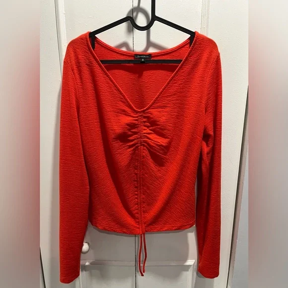 Dynamite 2-Way Shirt 🧡 - Picture 2 of 8